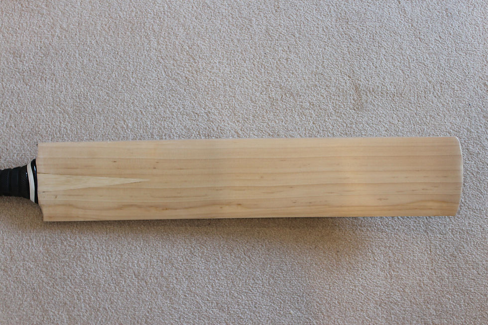 Thumbnail: POWERFUL GRADE 2 ENGLISH WILLOW CRICKET BATS