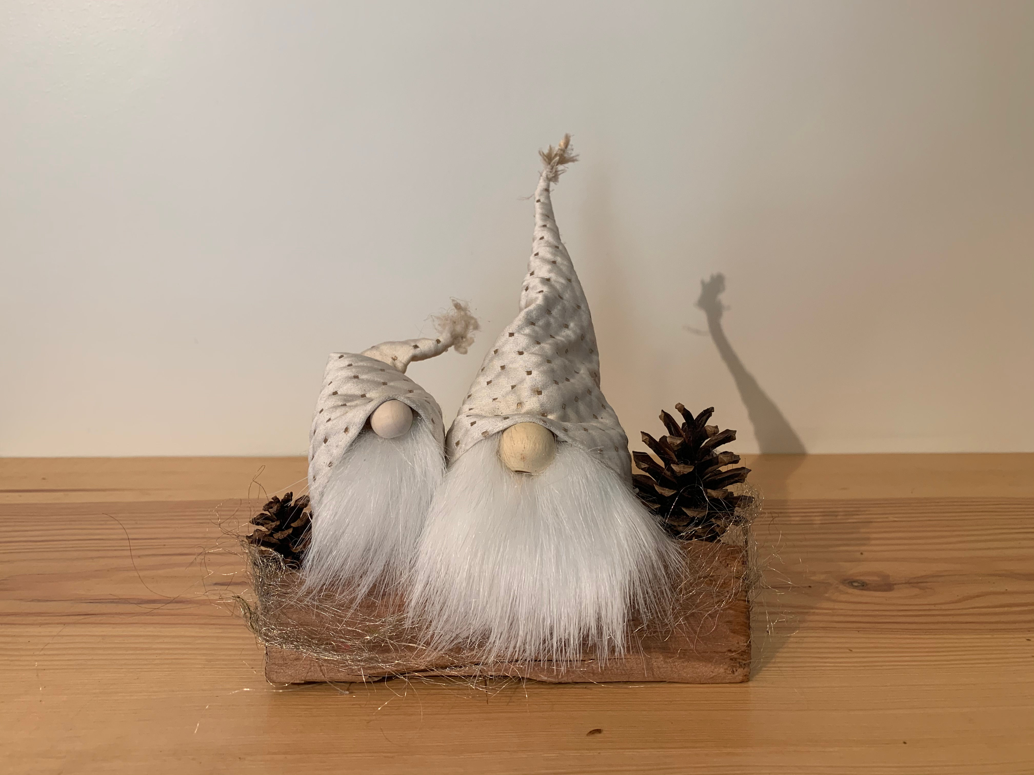 Arrangement bois naturel 2 lutins
