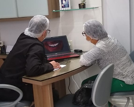 orientando paciente_edited_edited.jpg