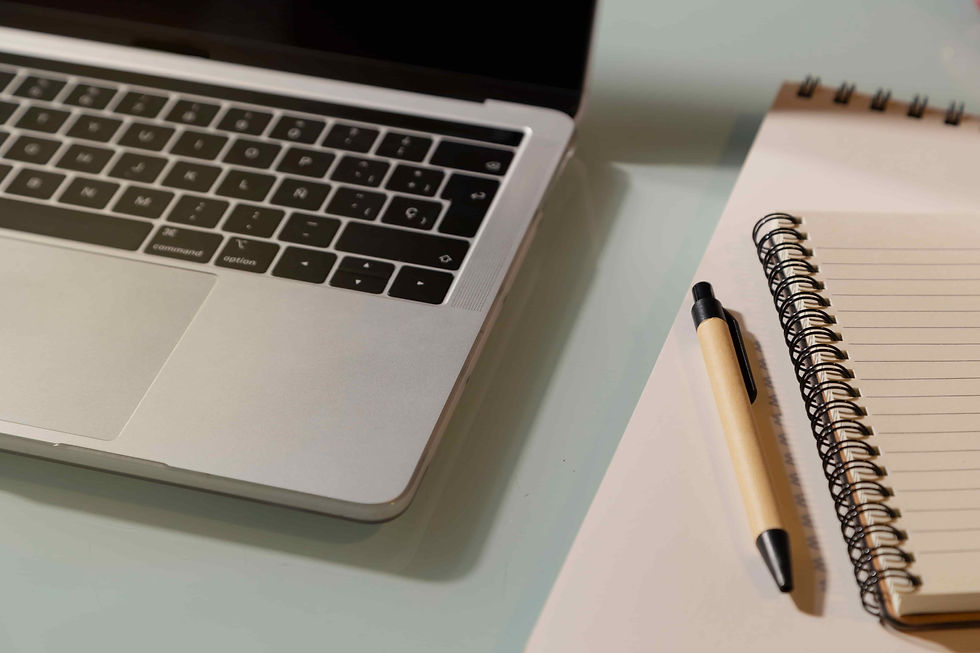 laptop notepad