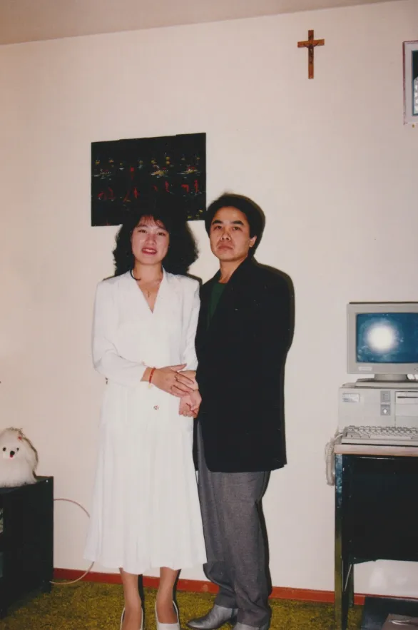 Vintage photography of newlyweds holding hands in Alberta