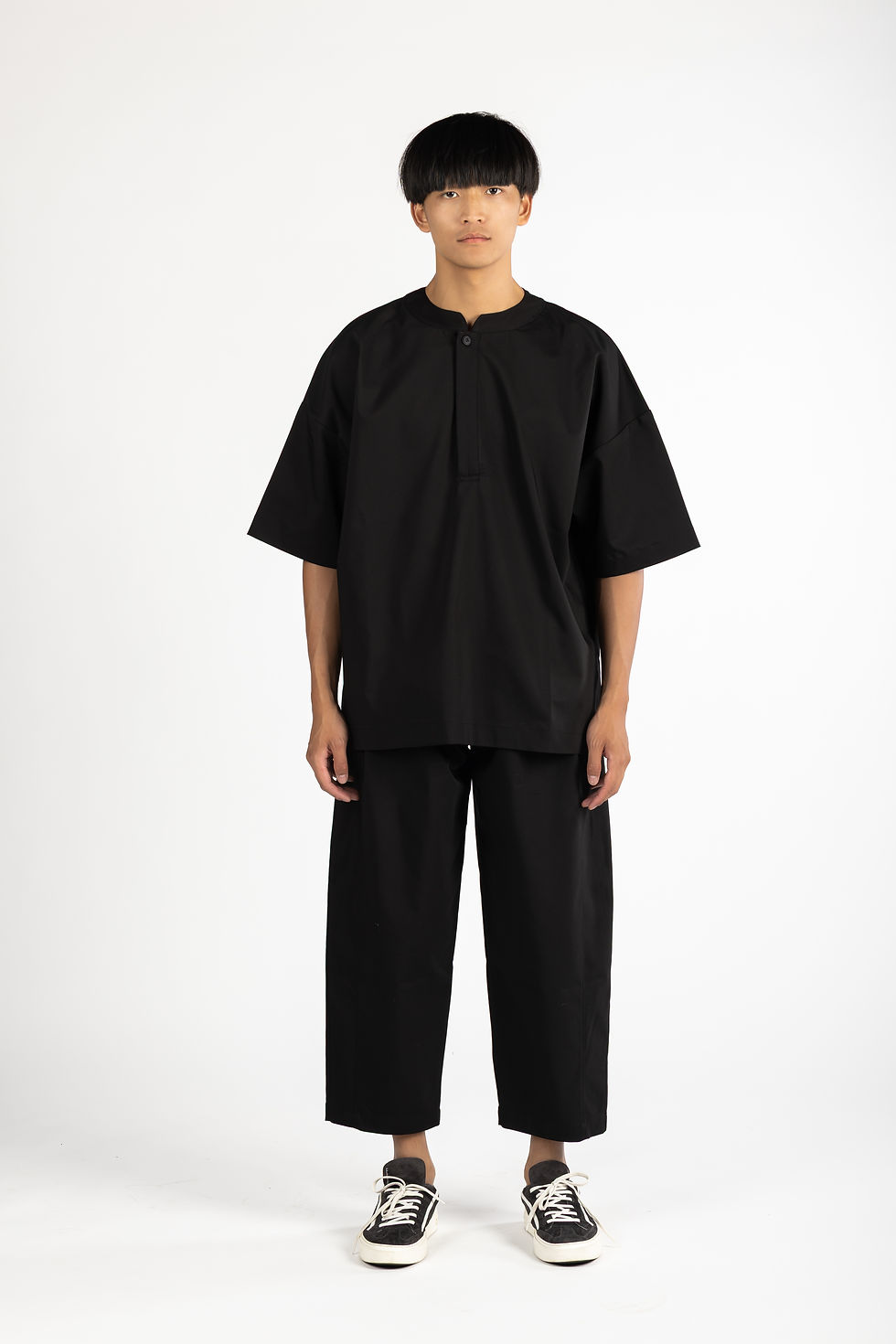 Thumbnail: Round Neck Blouze