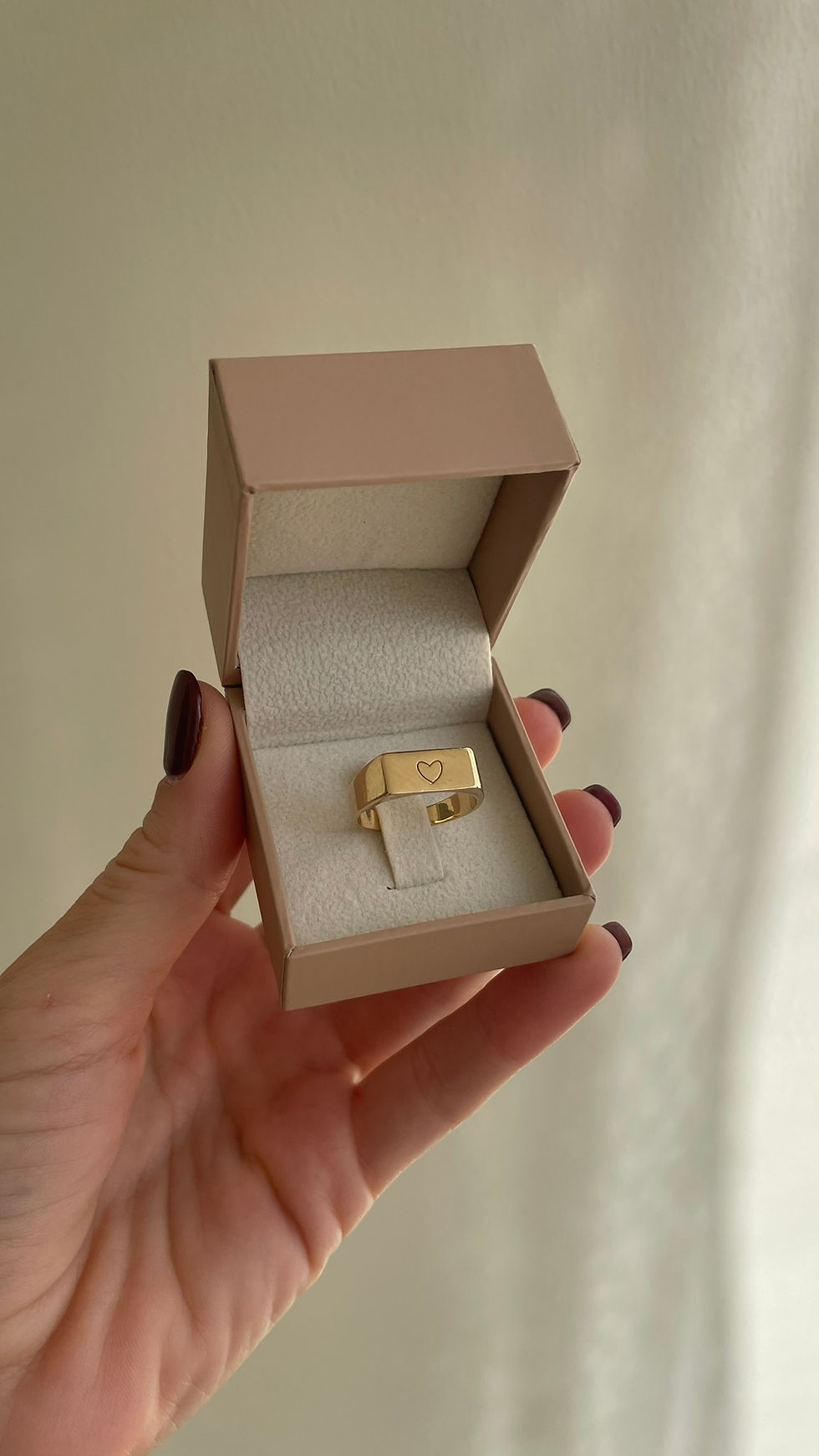 Thumbnail: Maya Ring