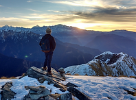 Early dawn break at the summit (~3684m)_edited.png