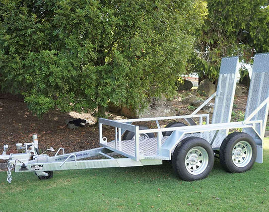 Scissor lift trailer_edited.jpg