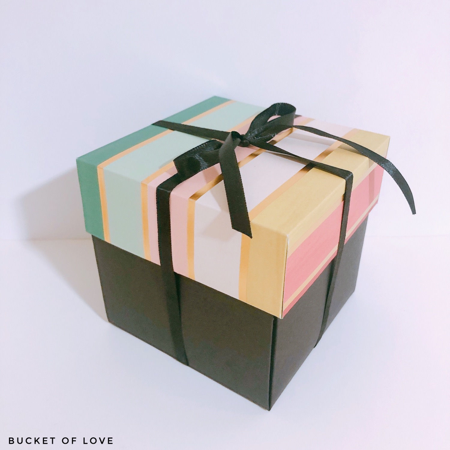 Exploding Box - Colors
