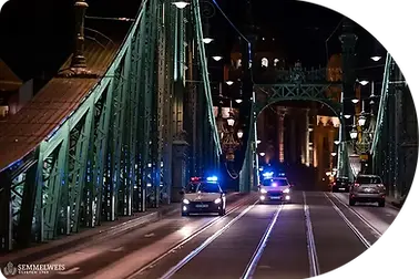 Semmelweis vérszállító autók követése