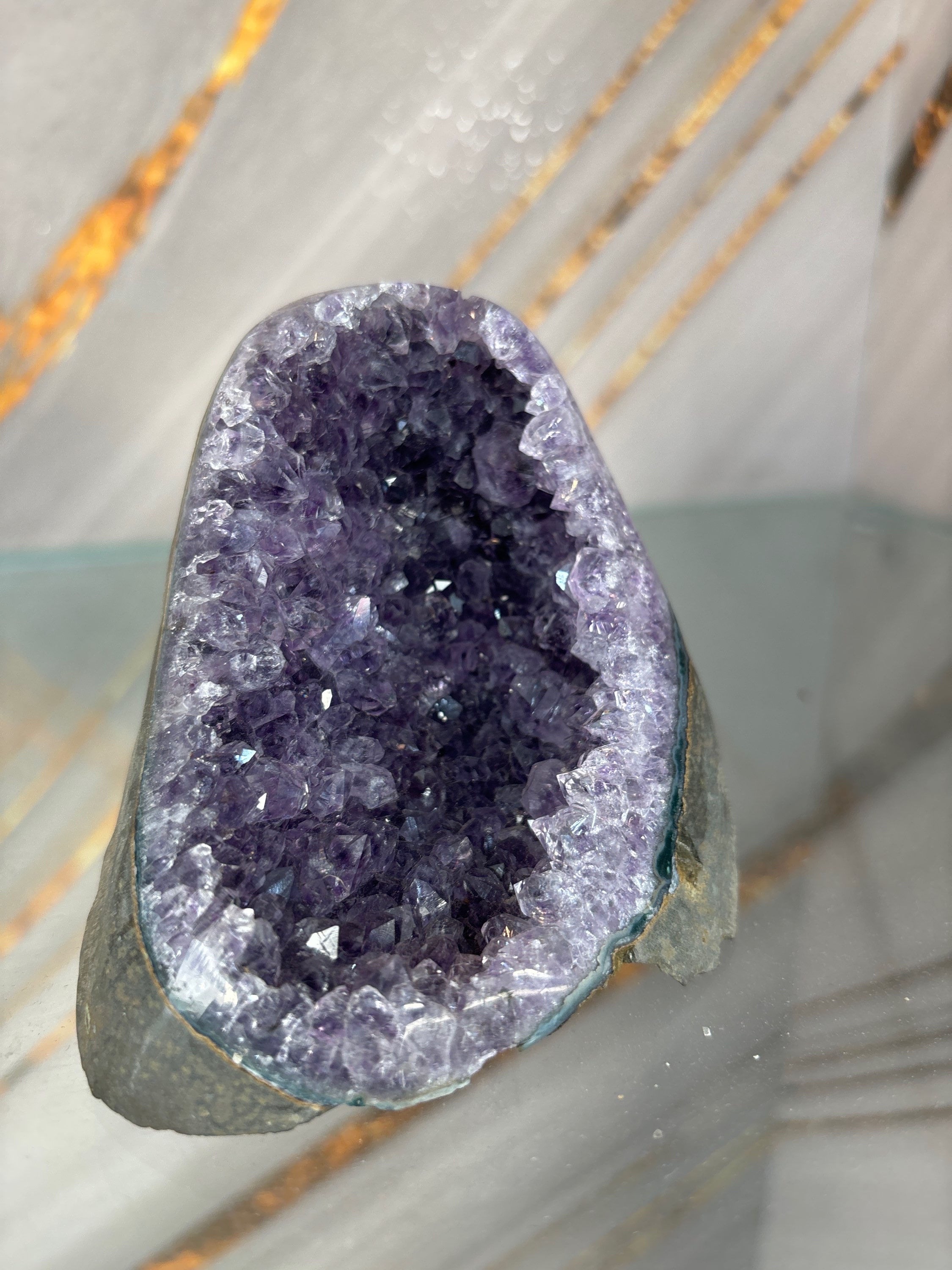 Amethyst cluster 433 grams