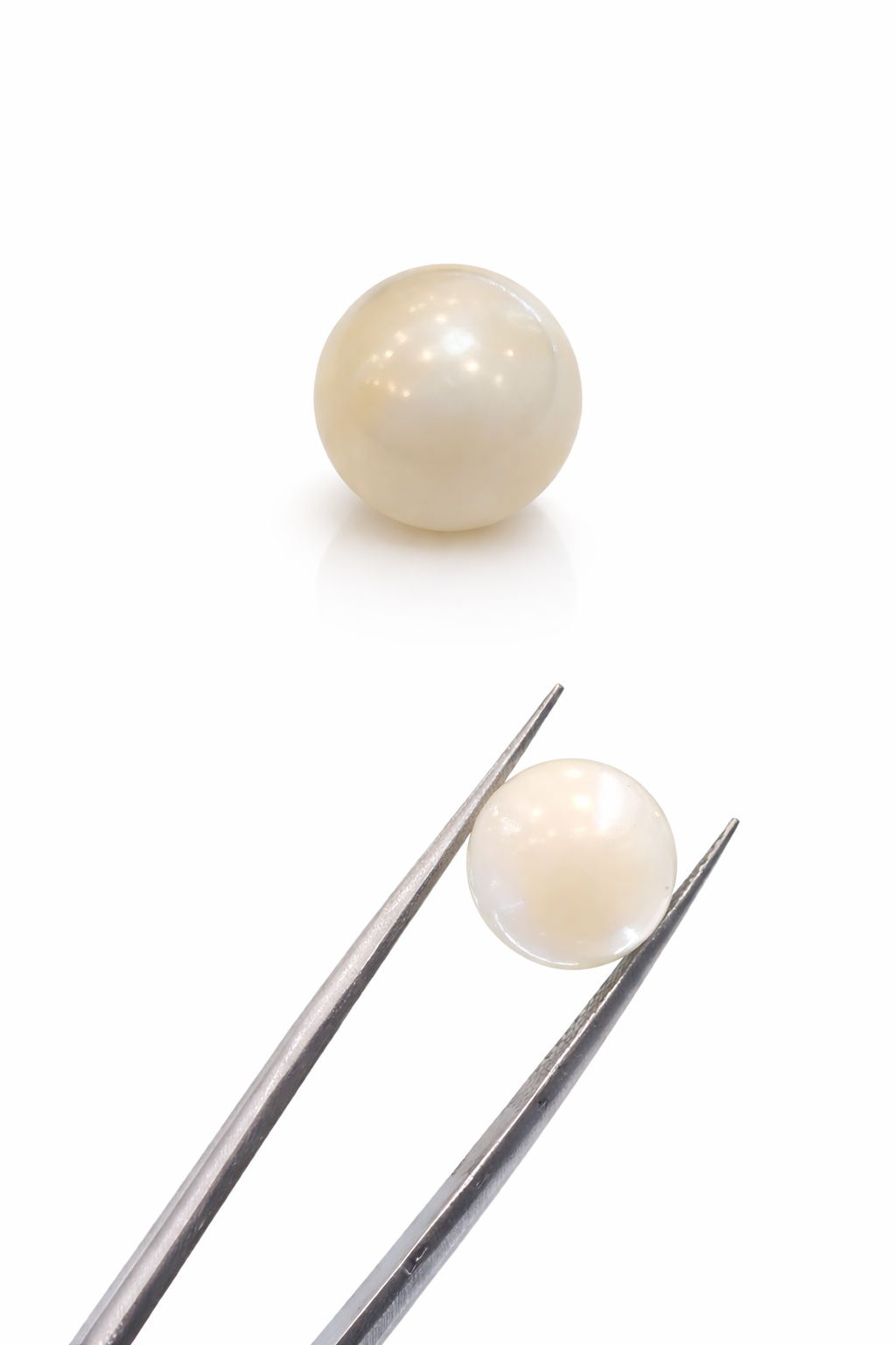 Natural Salt Water Pearl 8.33 Ct