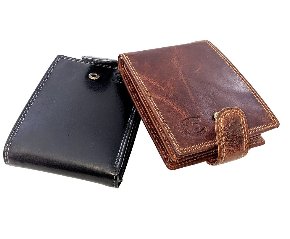 Thumbnail: Real Leather Bifold Wallet: Multi-Slot Card Holder