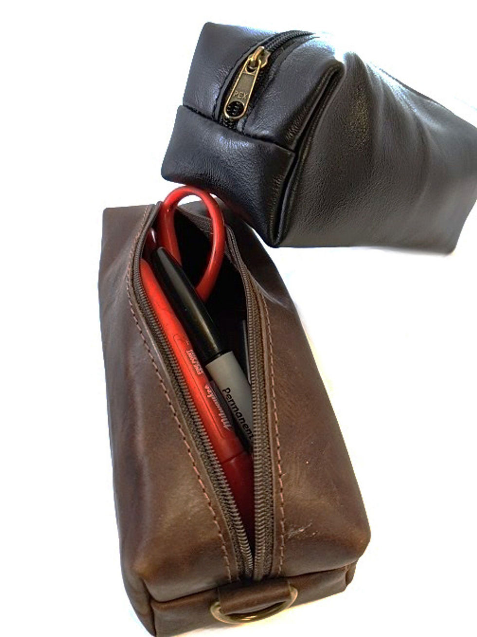 Thumbnail: Leather Zip Pen Case: Personalized Tool & Cosmetic Bag