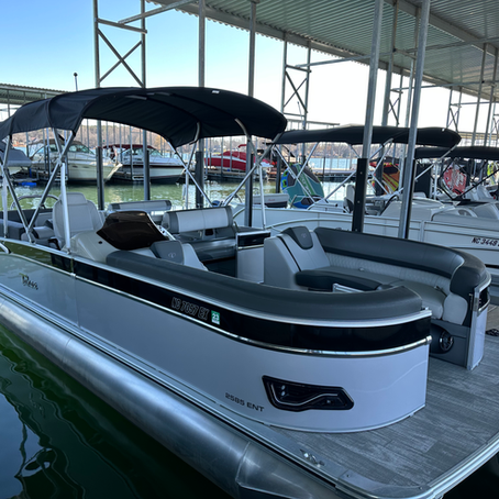 Raise the Bar  | Cascade Entertainer