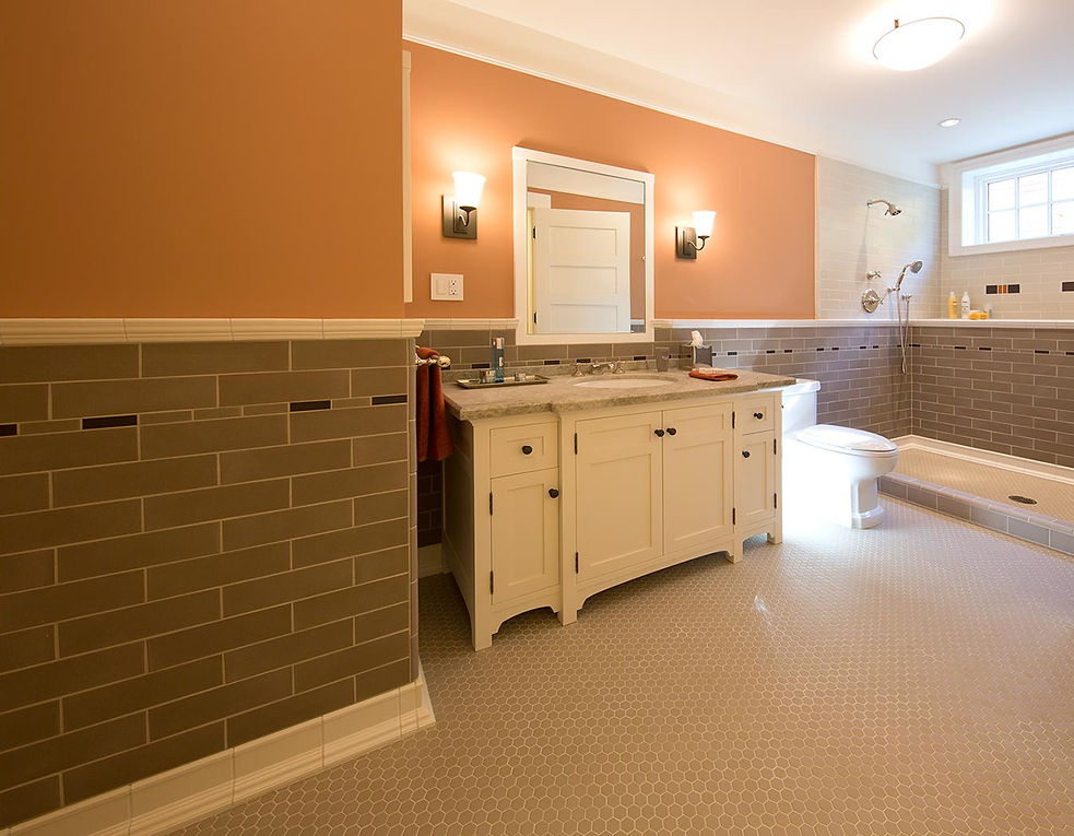 Woodside Way_Ross_Guess bath.jpg
