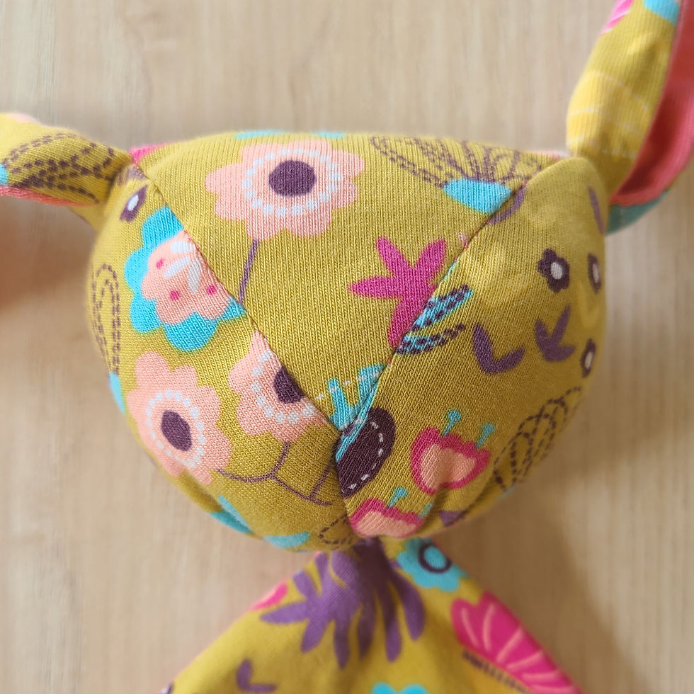 תמונה ממוזערת: Blanket Bunny Doll / Crib Toy in Pink
