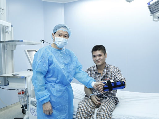 Phẫu thuật cấy ghép tay tại Việt Nam: triển vọng và khó khăn