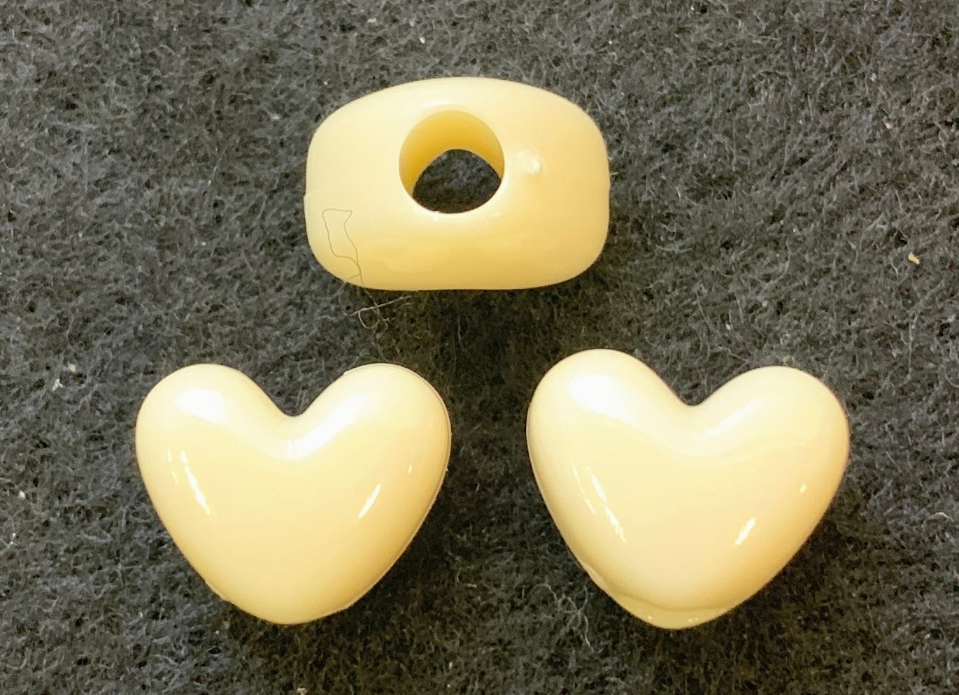 #58 - Opaque Ivory Vertical Heart Pony Beads