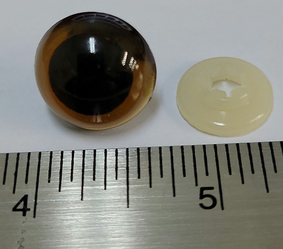 Thumbnail: 18mm Amber Animal Eyes w/ Plastic Washers