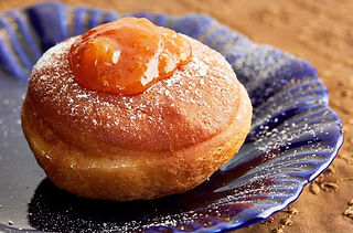 Fánk (Doughnuts Topped With Apricot Jam).jpeg