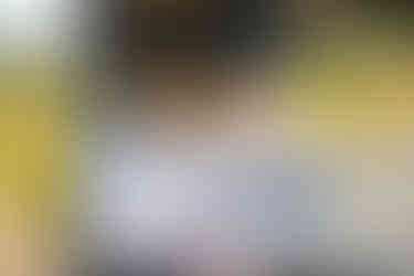 Women business leaders networking on a coastal golf course during the Gulf Coast Women’s Classic at Lost Key Golf Club in Pensacola, Florida.