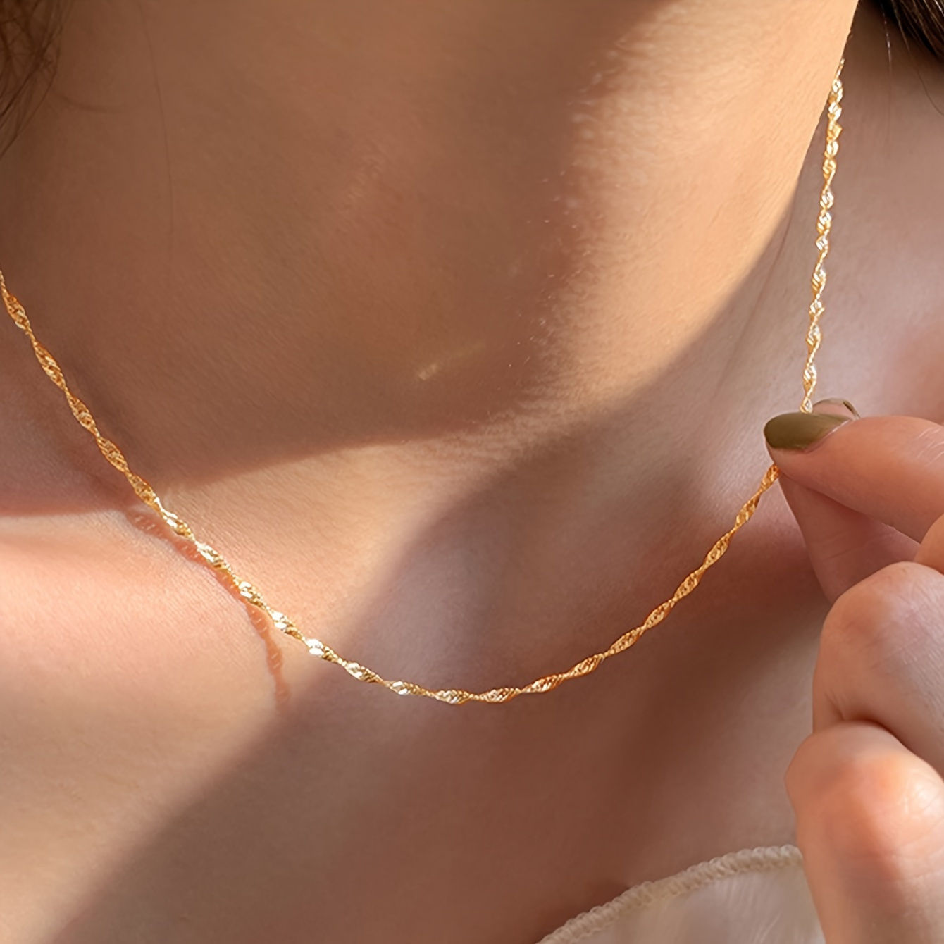 The Lumi Necklace