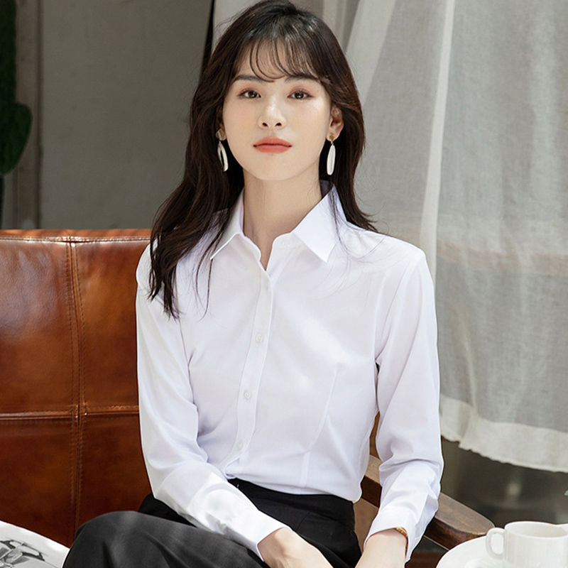 The Blanc Shirt