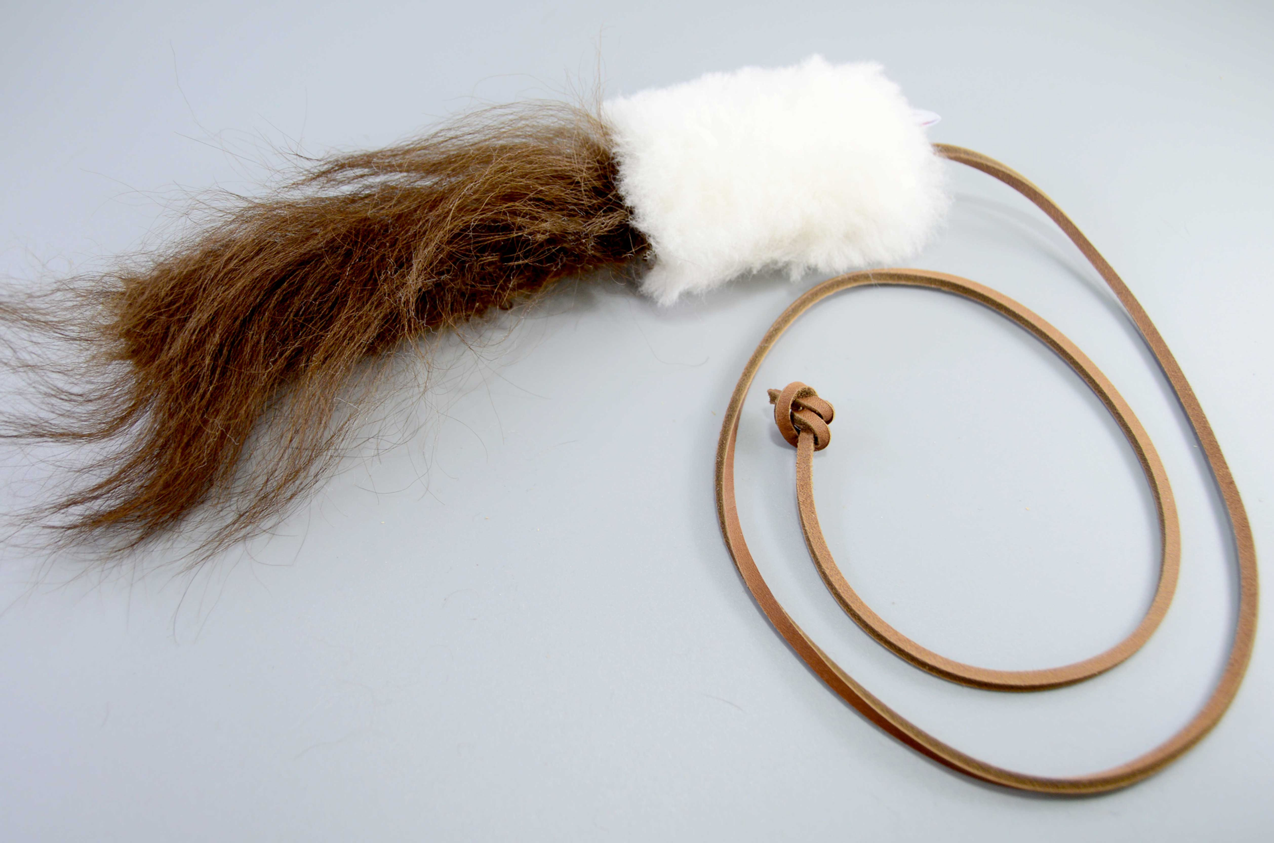 Sheepskin Cat Teaser Toy – Flying Sheepalo Squirrel with Buffalo Tail