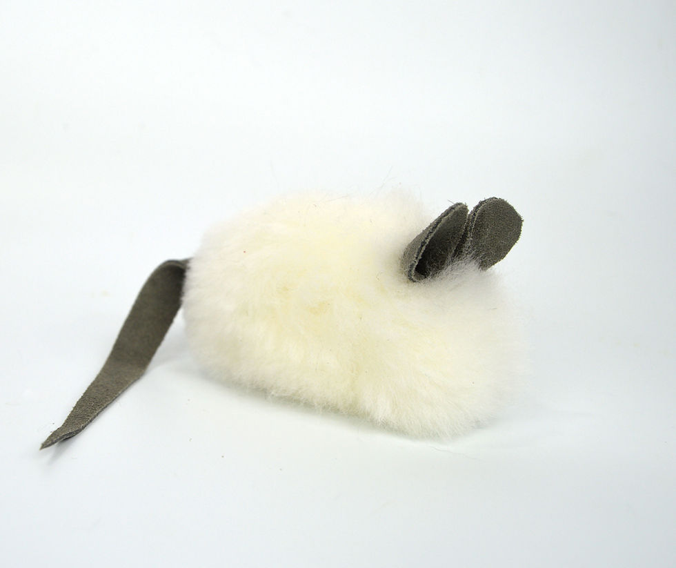 Thumbnail: Cute Mini Sheepskin Mouse – Handcrafted Catnip Toy - Natural & Oh‑So Adorable!