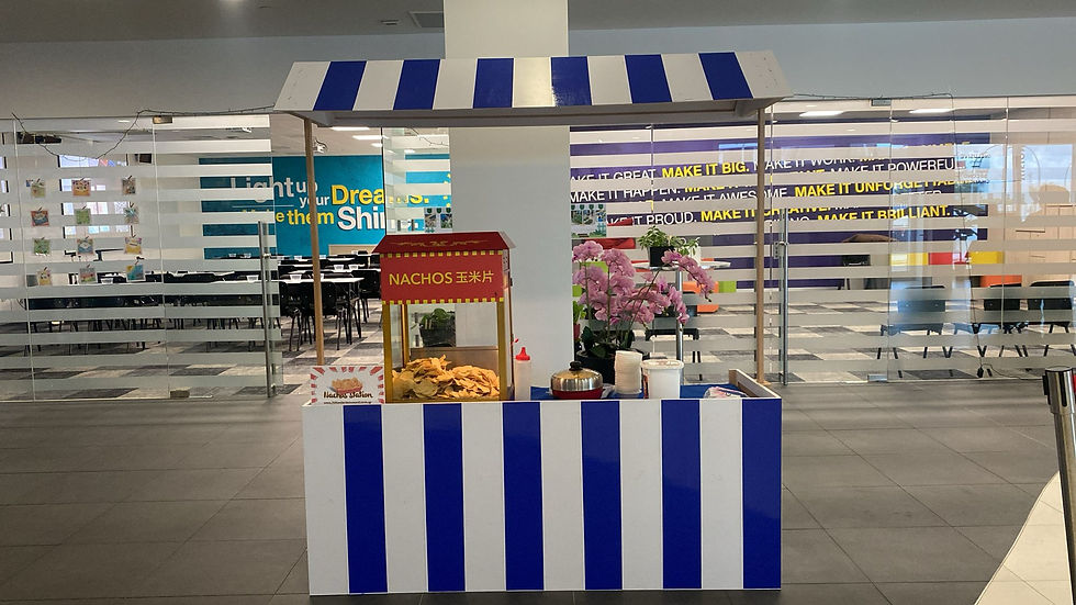 BLUE & WHITE strip food stall