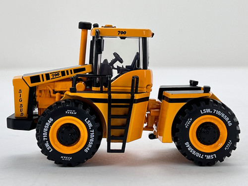 1/64 BIG BUD 700 LAS VEGAS YELLOW CONSTRUCTION | Williams Big Bud