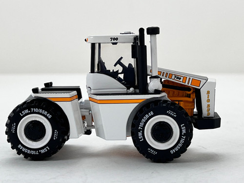 1/64 BIG BUD 700 LAS VEGAS CONSTRUCTION | Williams Big Bud