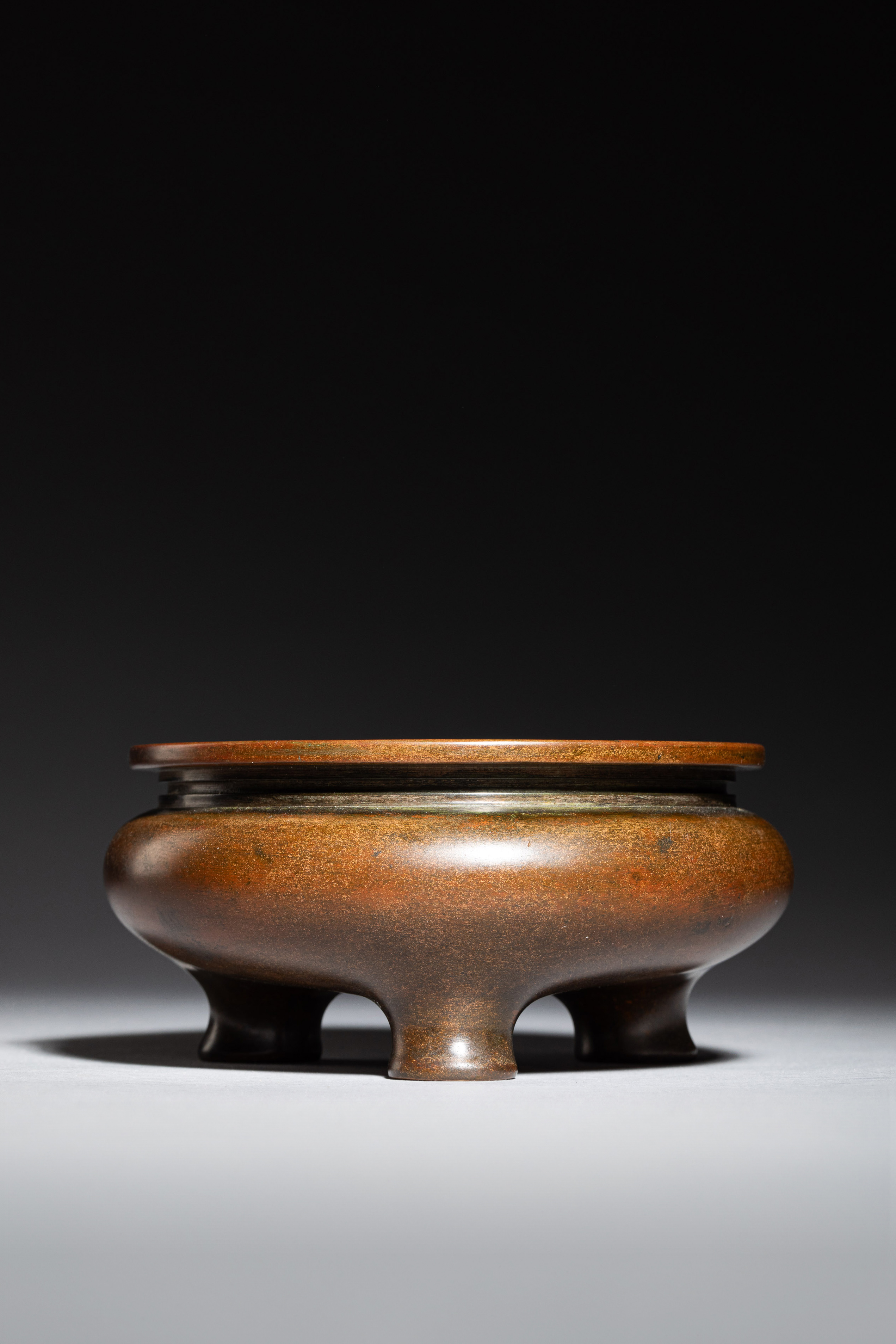 骨董品 買取 横浜 美術品 残置物整理 神奈川 オークション代行｜横滨