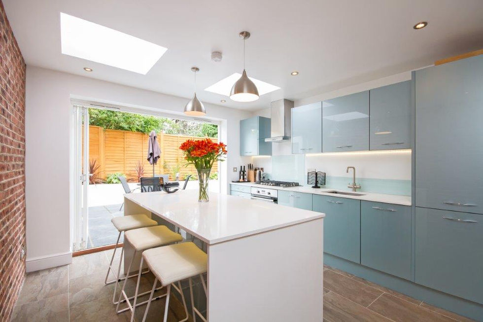F2, 36 Kings Avenue6