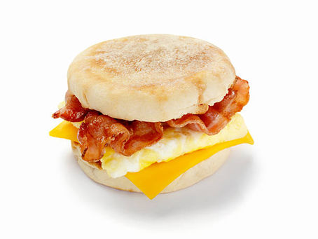 Egg Muffin Knock-Off (Sausage or Bacon)