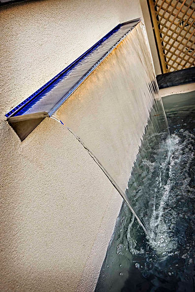 GARDEN CONSTRUCTON PAGE - WATER FEATURE