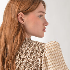 Ginger fashion model side profile