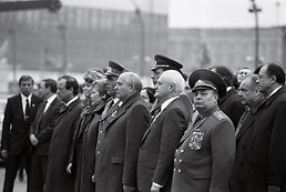 mikhail-gorbachev-berlin-wall.jpeg