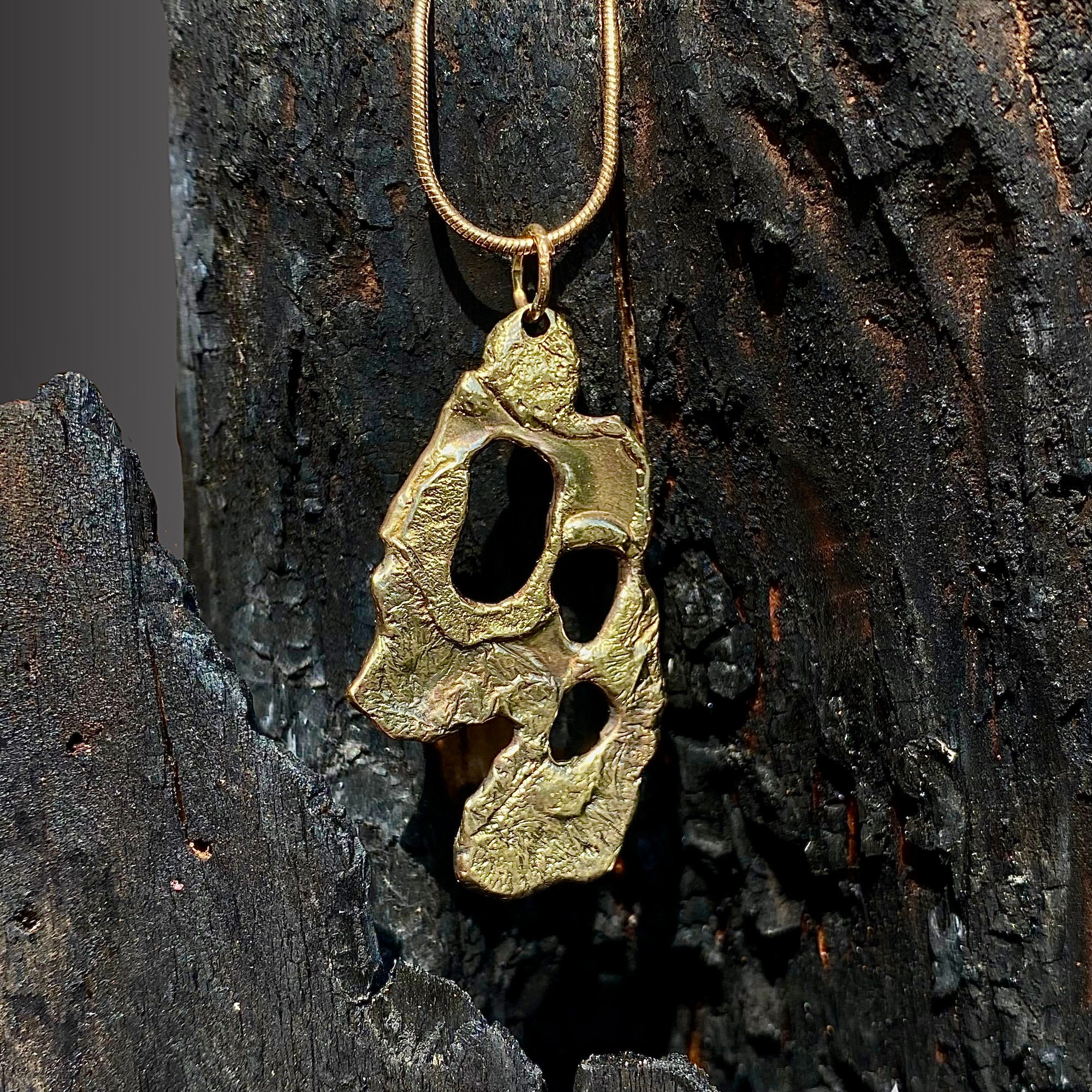 Collier en laiton