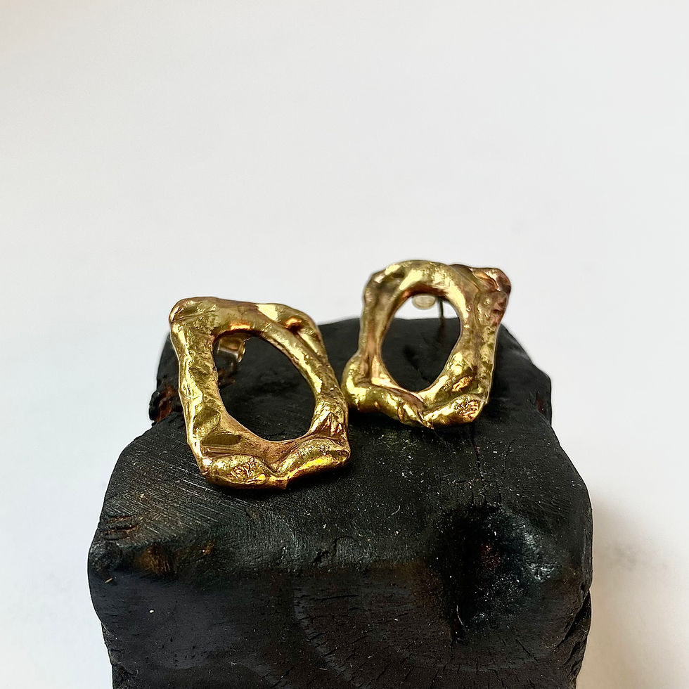 Miniature : Boucles d’oreilles en laiton 