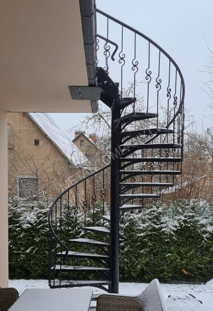 Outdoor - metal stairs made using hot-dip galvanizing technology no.
