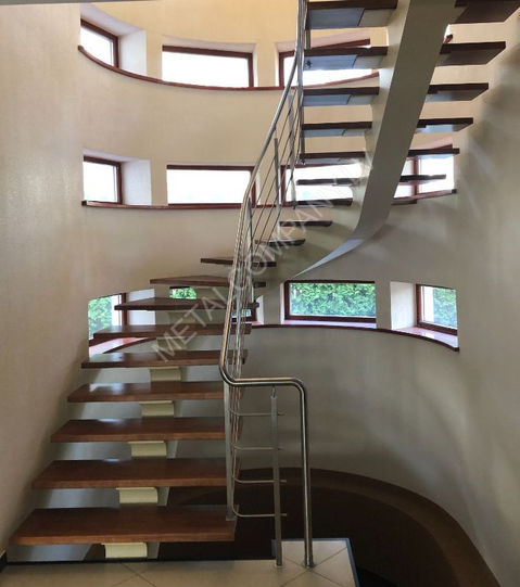 Stairs on a metal base with wooden steps | no. 9
