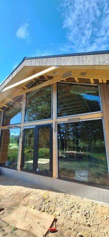 PVC logi un durvis privātmājai | 'SCO Trading' realizētais projekts