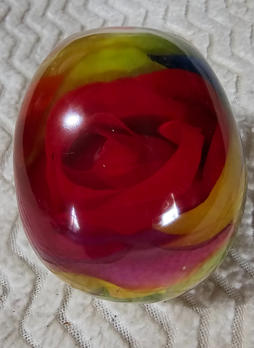 Thumbnail: Skull with rainbow colored rose