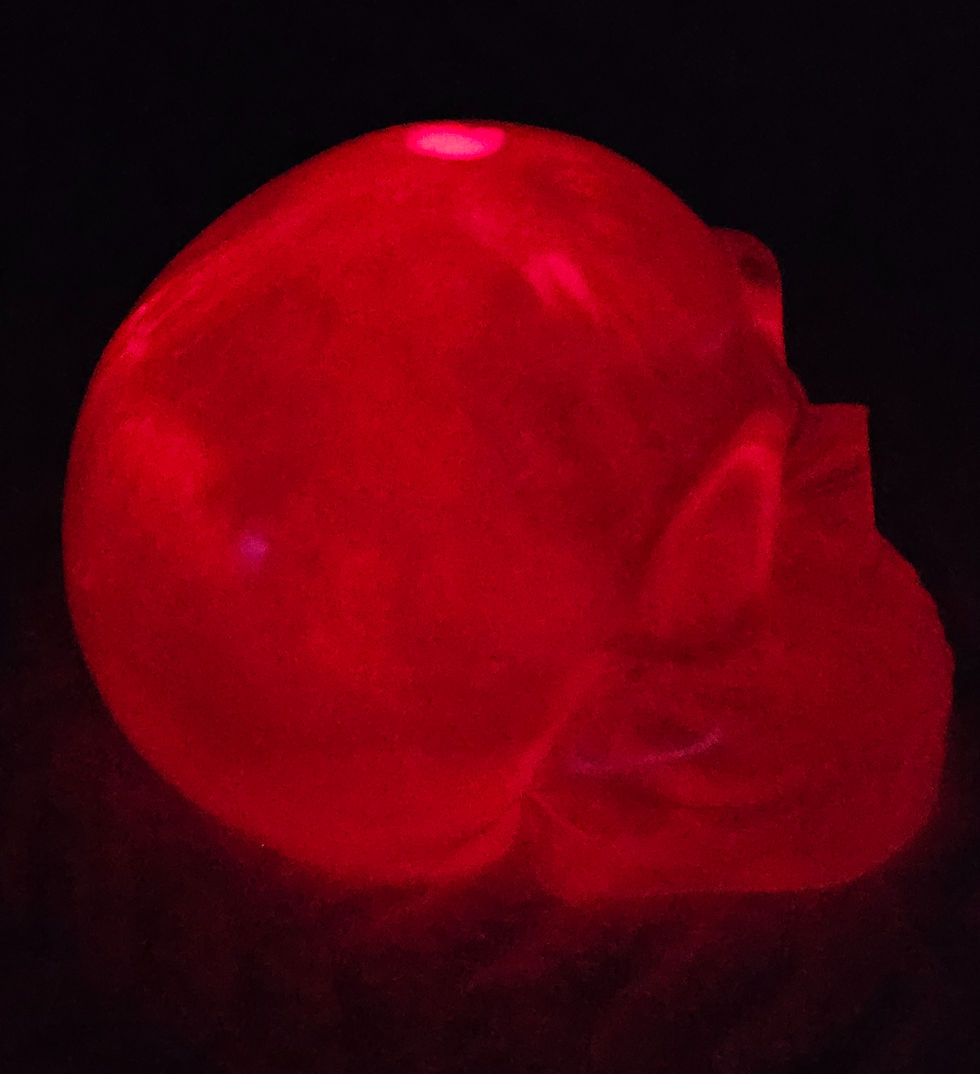 Thumbnail: Skull with red glow in the dark alcohol ink