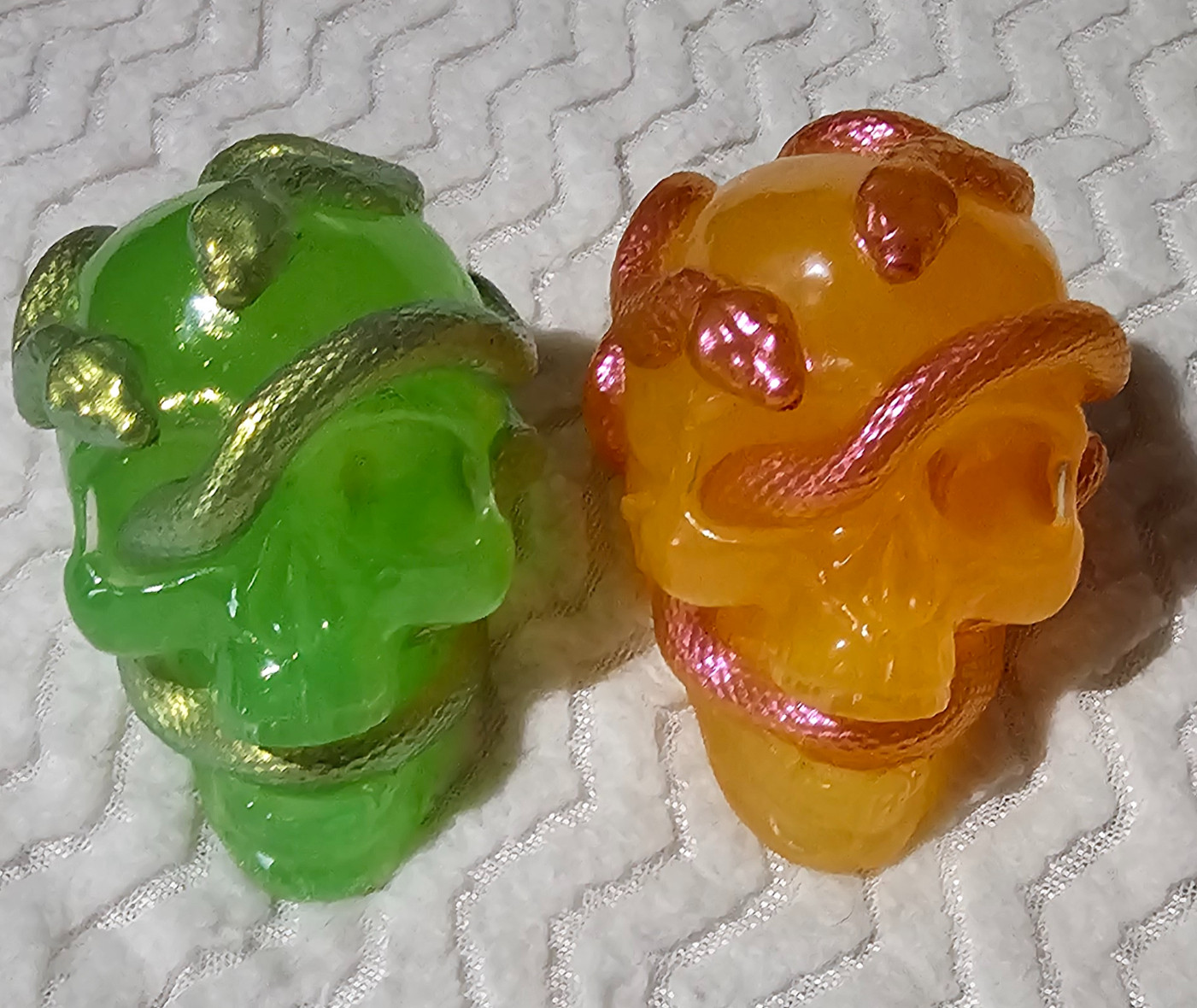 Skull with chameleon colored snakes and glow in the dark (each sold separate)