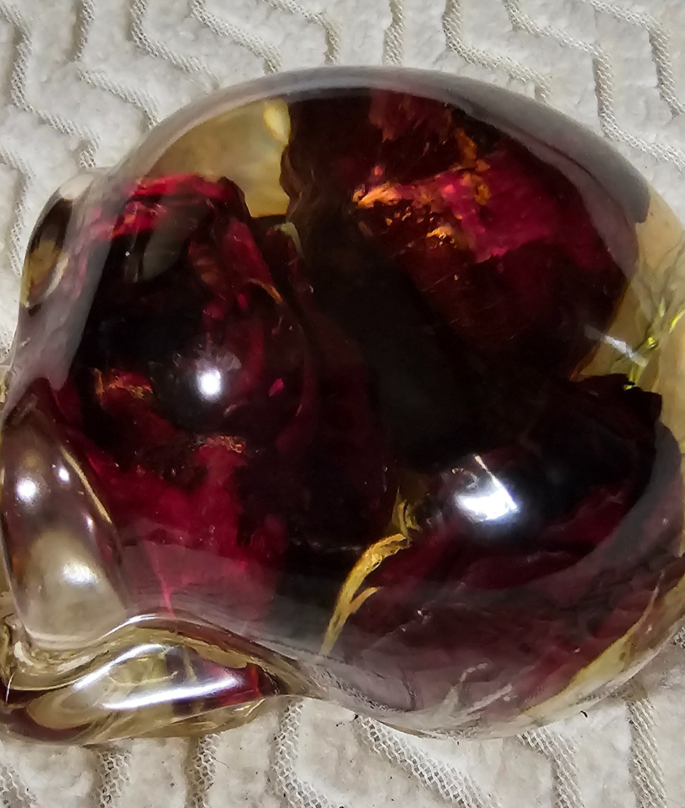 Thumbnail: Skull with three red roses and babies breath