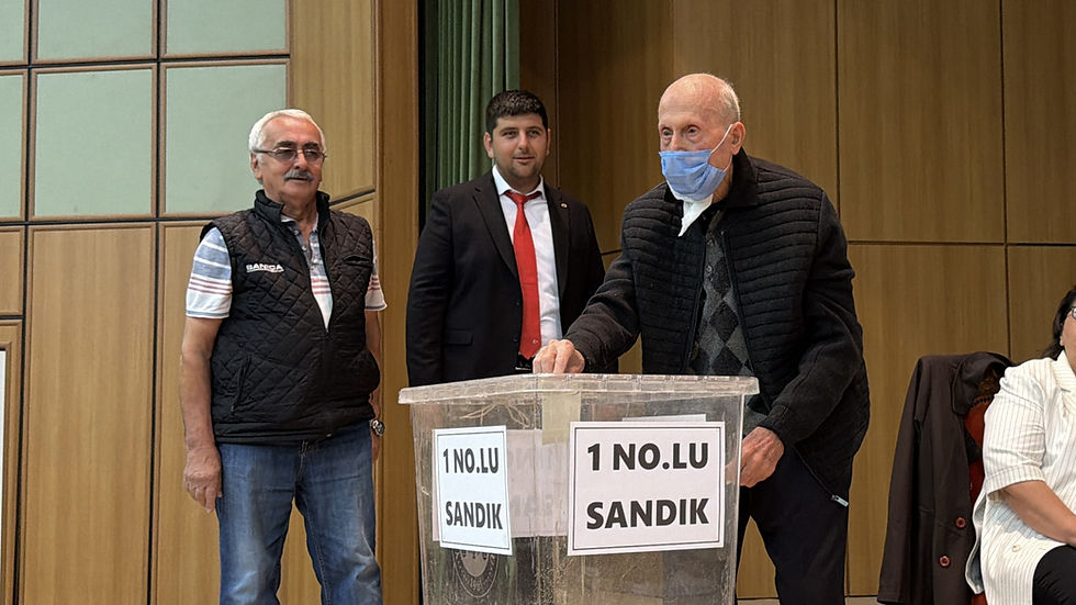 93 yaşında oy kullandı