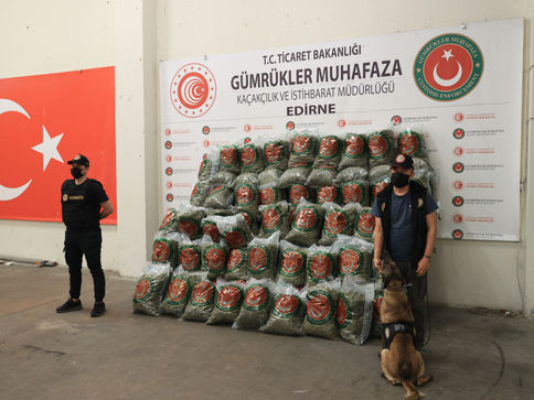 Kaçakçılar durmuyor!