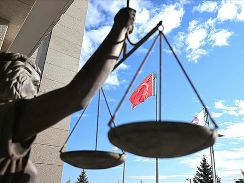 Hukuk fakültelerinde baraj 125 bin oldu