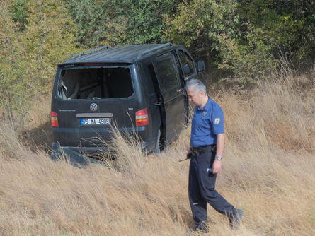 ‘Dur’mayıp kaçan araç kaza yaptı