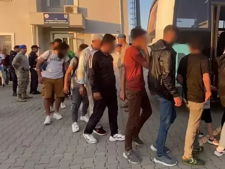 20 düzensiz göçmen yakalandı